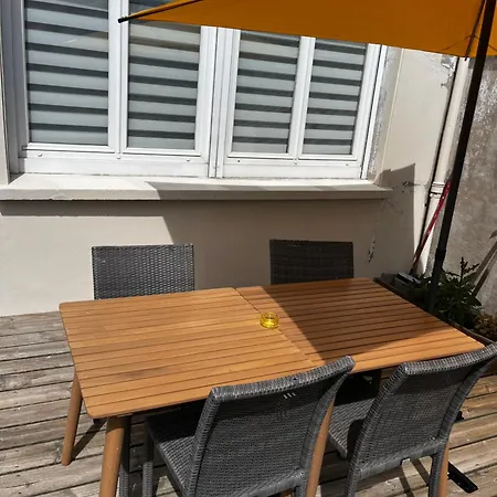 Joli Avec Terrasse Appartement *